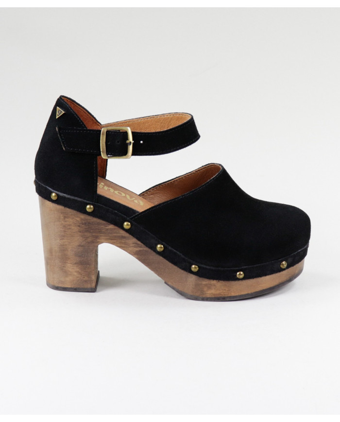 Sandalias de Madame Ginova Cerrada con Madera Sola