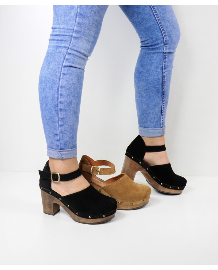 Sandalias de Madame Ginova Cerrada con Madera Sola