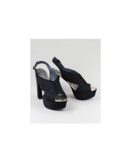 Women's Black Sandals Ginova Crossed to the Front