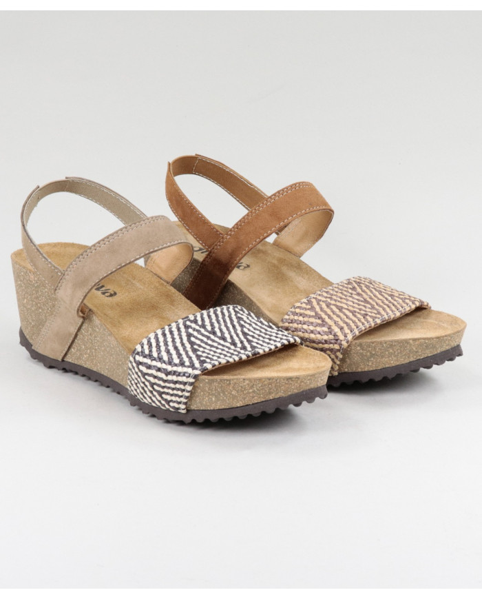 Ginova de Cunha sandals with Anatomical and Elastic Insole