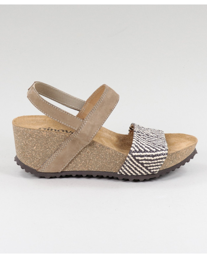 Ginova de Cunha Taupe Sandals with Anatomical and Elastic Insole