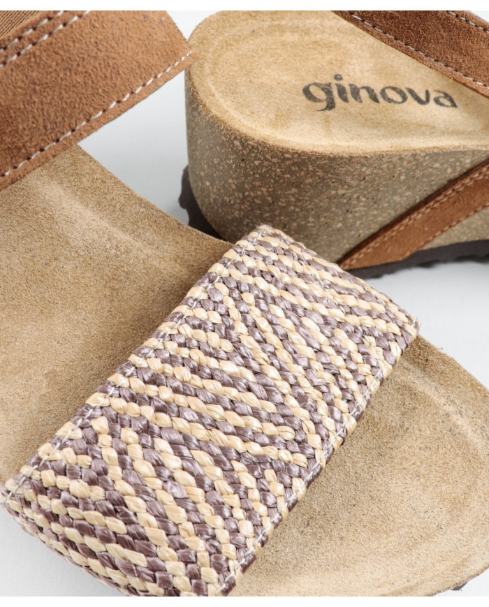 Ginova de Cunha Camel Sandals with Anatomical and Elastic Insole