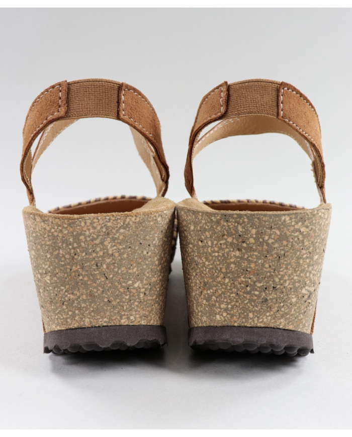 Ginova de Cunha Camel Sandals with Anatomical and Elastic Insole