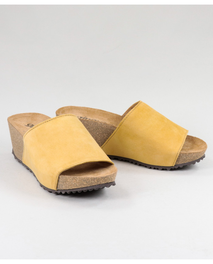 Ms. Ginova Slippers with Anatomical Insole in Cunha