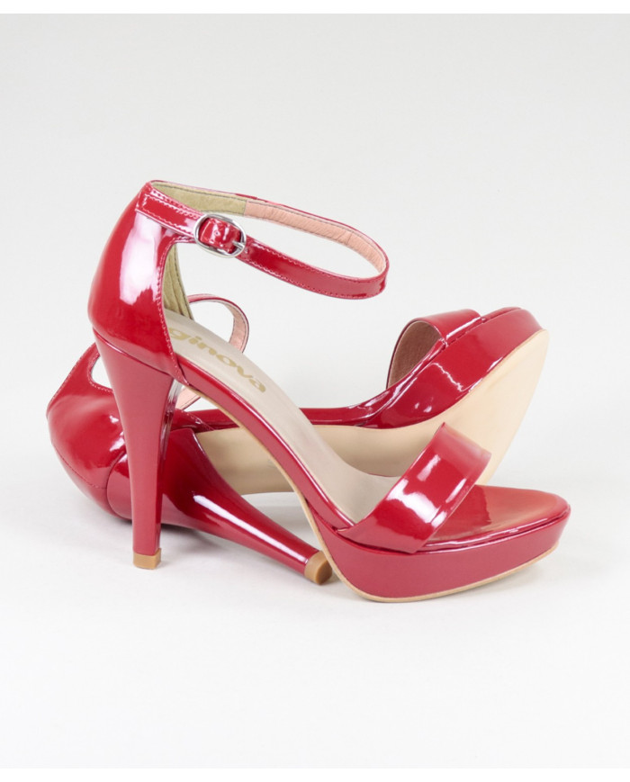 Elegantes sandalias de Lady Ginova