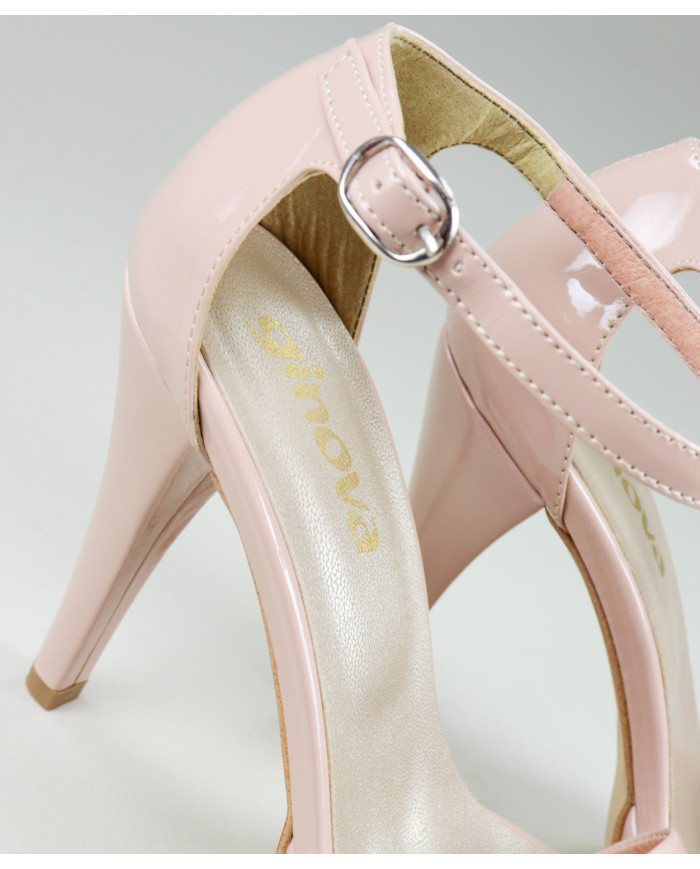 Elegantes sandalias de Lady Ginova