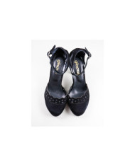 Sandals by Senhora Ginova Closed Back