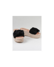 Zapatillas de mujer en Cunha con encaje