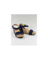 Sandals by Ms. Ginova with Apertar Strip