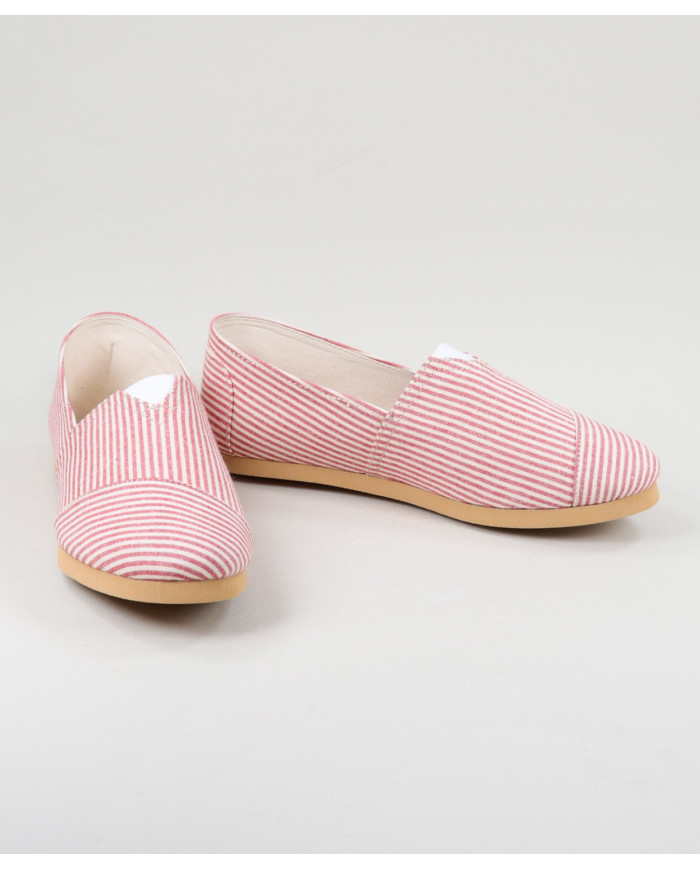 Alpercatas de Senhora Ginova às Riscas