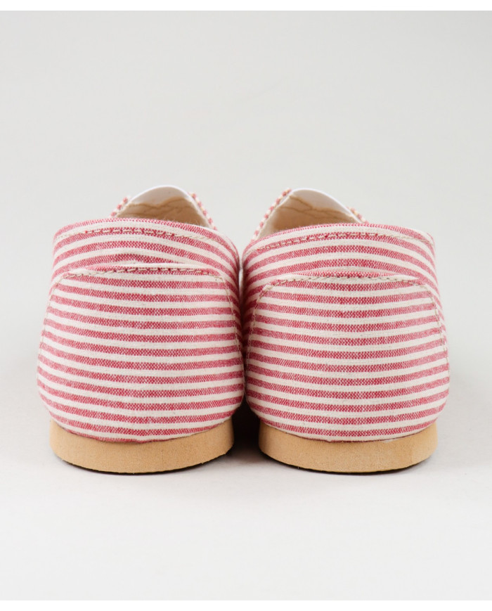 Alpercatas de Senhora Ginova às Riscas