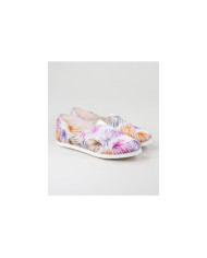 Alpercatas de Senhora Ginova às Flores