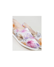 Alpercatas de Senhora Ginova às Flores