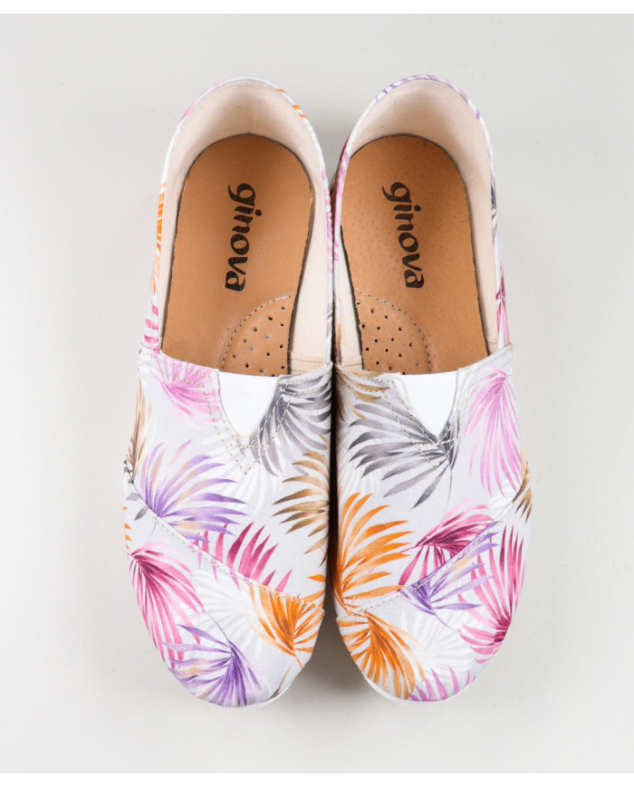 Alpercatas de Senhora Ginova às Flores