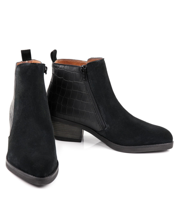 Ginova Middle Jump Buttons in Camurça