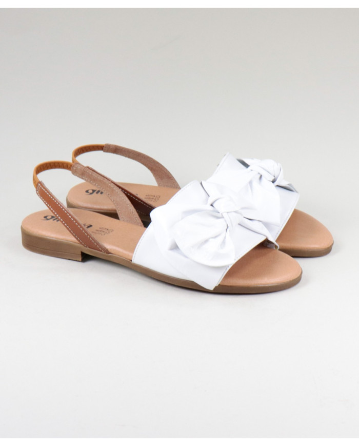 Sandals by Senhora Ginova with Laço