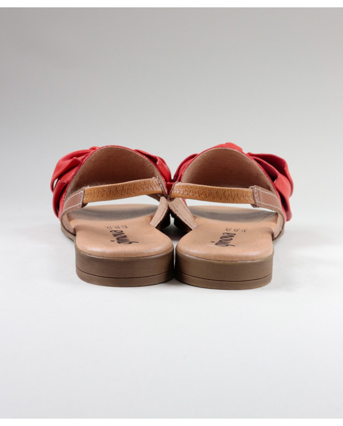 Sandals by Senhora Ginova with Laço