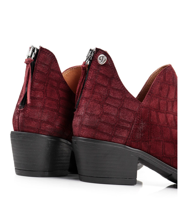 Botas Bordô Femininas Ginova com Fecho Atrás