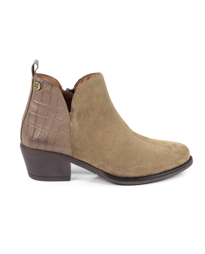 Botas Taupe de Salto Médio Ginova