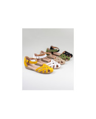 Sandals by Senhora Ginova in Camurça