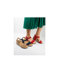 Sandals by Ms. Ginova with Apertar Strip