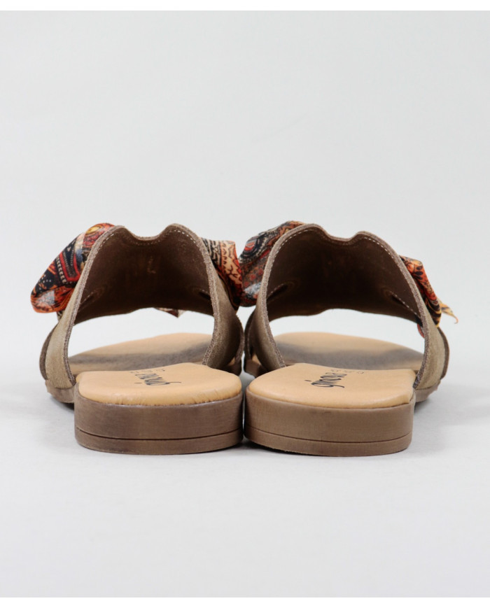 Zapatillas de mujer con encaje de tela