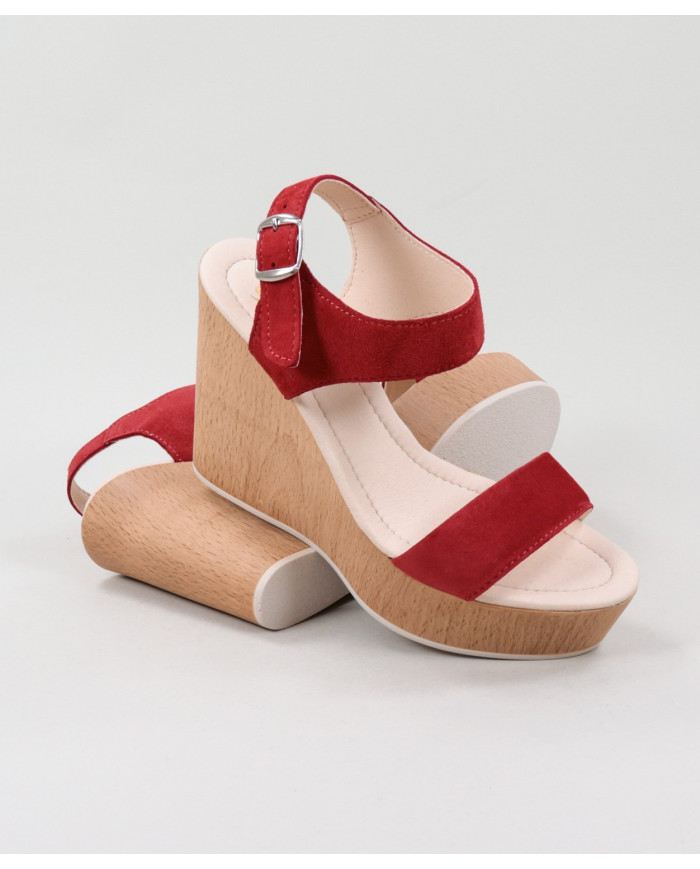 Red Sandals by Mrs. Ginova in Cunha