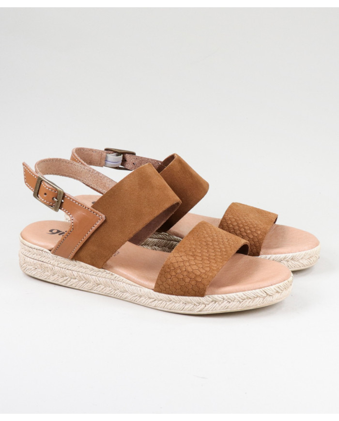 Camel de Senhora Ginova Sandals with Strips