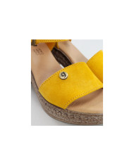 Yellow Sandals of Lady Ginova with Adjustable Strip