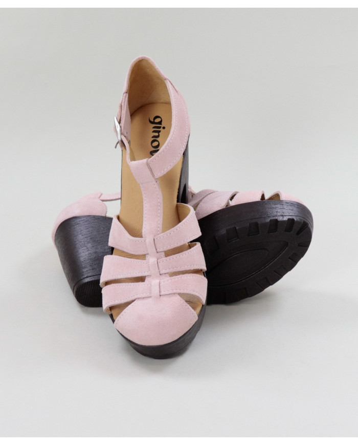 Sandálias Rosa de Senhora Ginova em Camurça