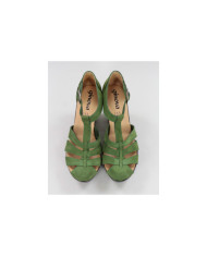 Green Sandals by Senhora Ginova in Camurça