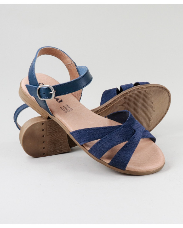 Ginova Women's Sandals with Cross Strips