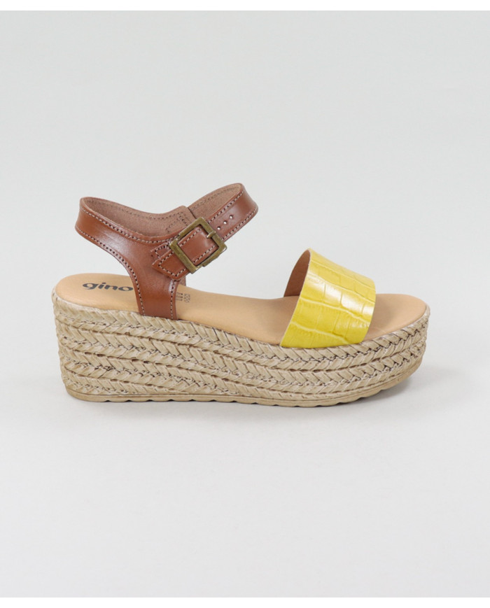 Yellow Sandals of Lady Ginova Compensated