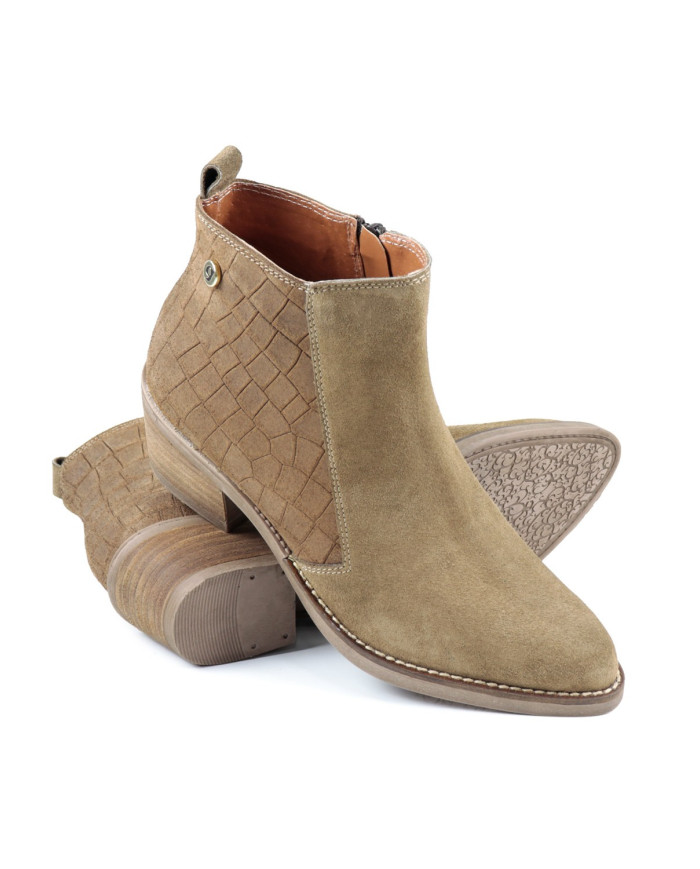 Botim Taupe Salto Médio Ginova em Camurça