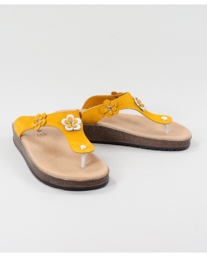 Chinelos de Senhora Ginova com Flor Decorativa