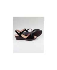 Lady Ginova Sandals with Adjustable Strip