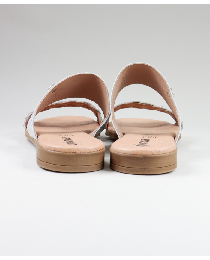 Ms. Ginova Slippers with Strips Decorated