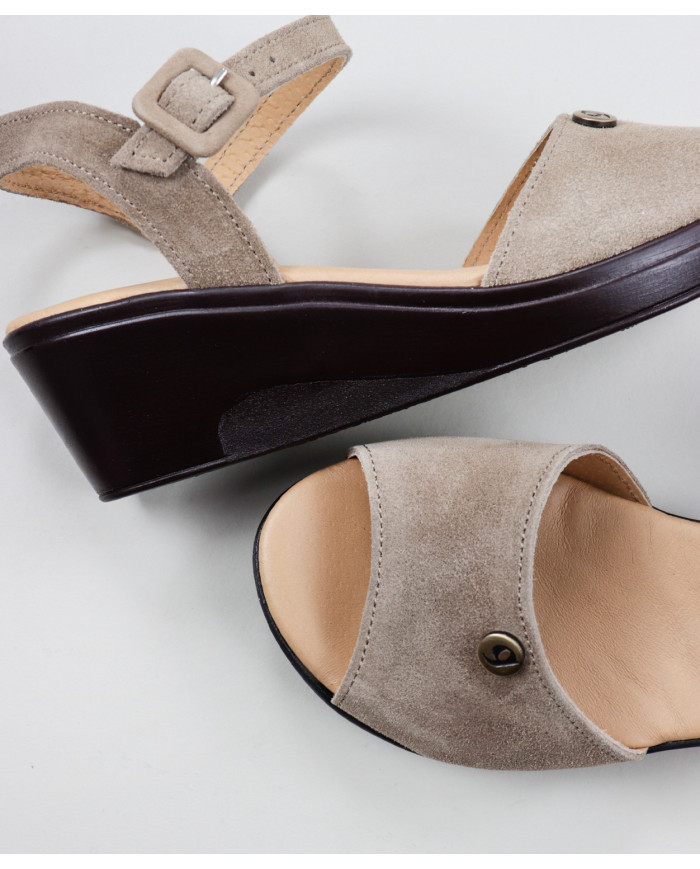 Sandalias Lady Ginova con tira ajustable