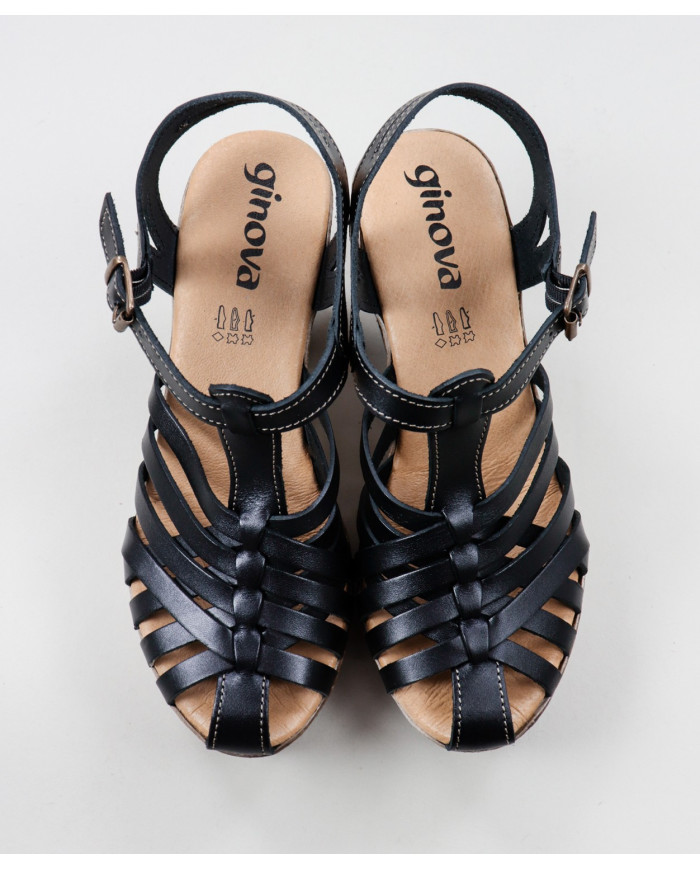 Sandalias de Madame Ginova Cerrada al Frente