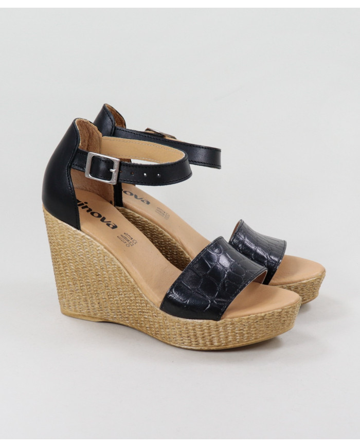 Sandals by Senhora Ginova with Strip Recorded