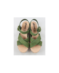 Green Sandals by Mrs. Ginova de Tiras Cruzadas