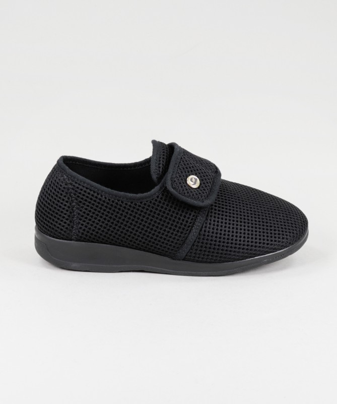 Ginova Comfort Shoes for Ladies in Breathable Fabric with Velcro