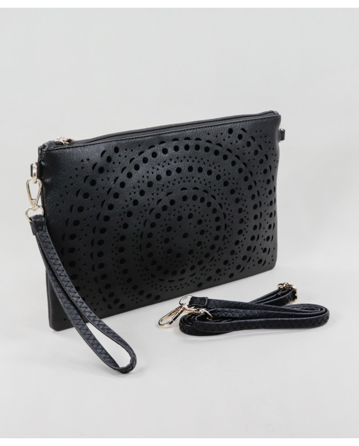 Clutch Feminina em Preto Perfurada