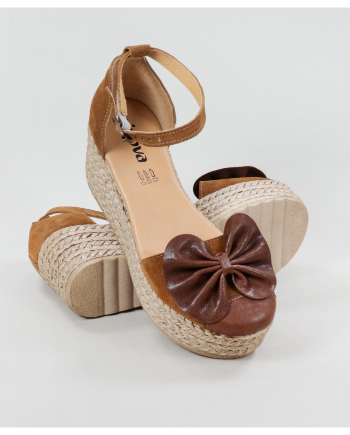 Sandals by Senhora Ginova with Laço on the Front