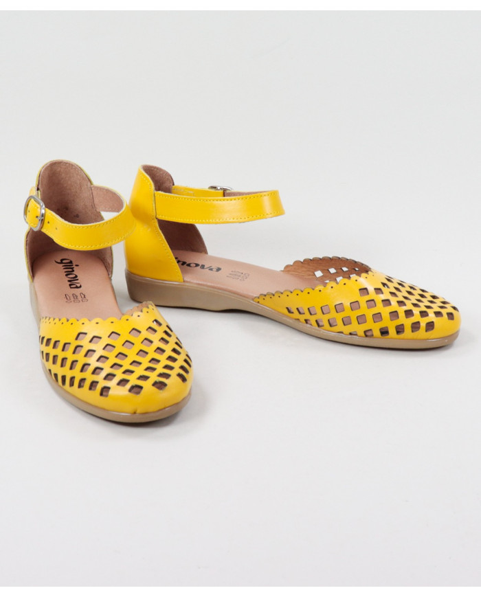 Yellow sandals of Madame Ginova Perforated