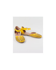 Yellow sandals of Madame Ginova Perforated