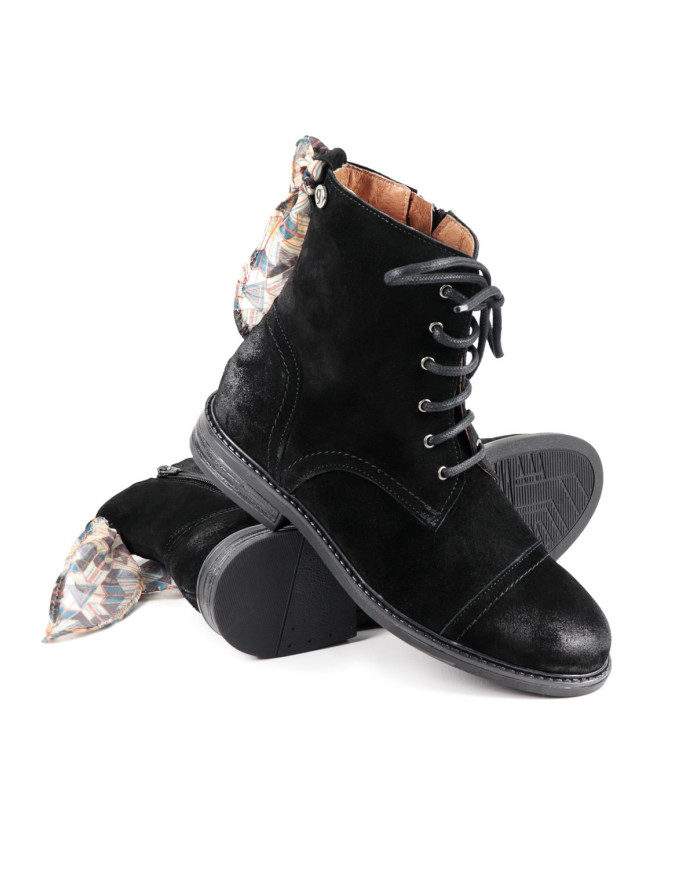 Women's Black Boots Ginova with Lace