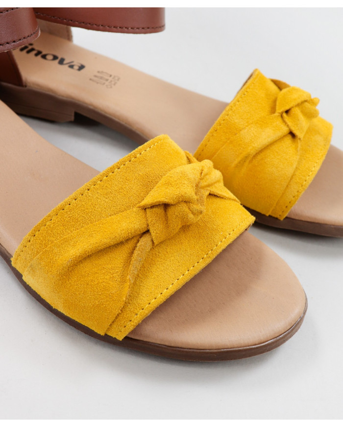 Sandals by Senhora Ginova with Noo in the Strip