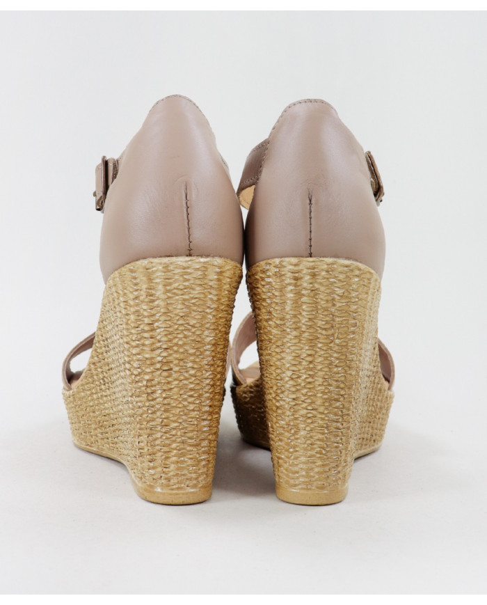 Sandals by Senhora Ginova with Strip Recorded