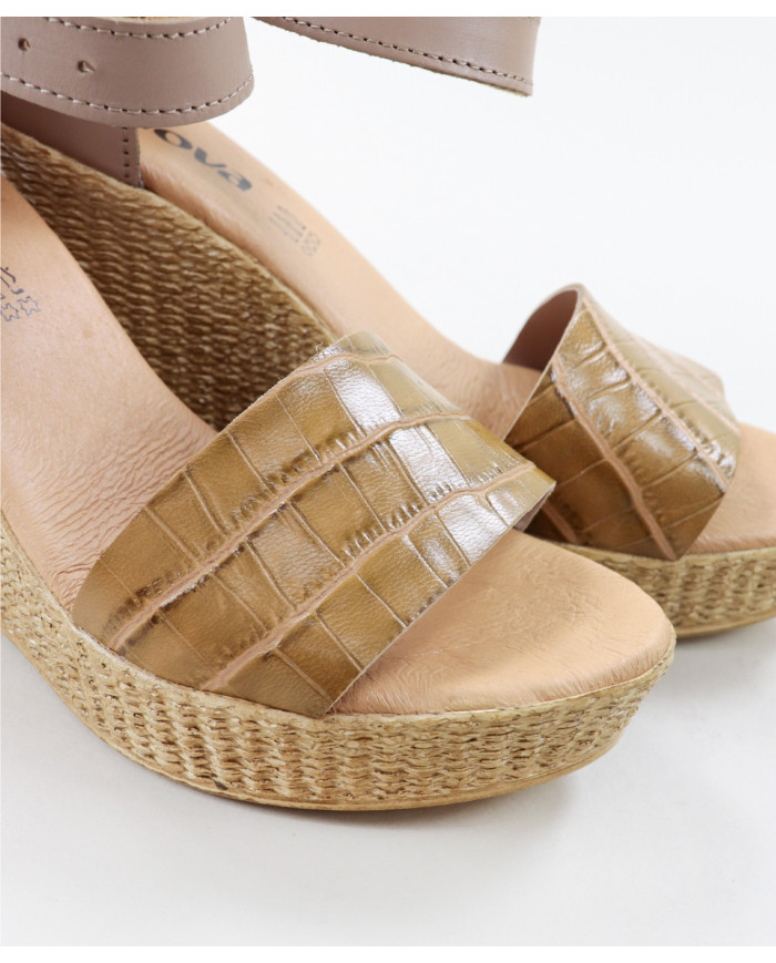 Sandals by Senhora Ginova with Strip Recorded